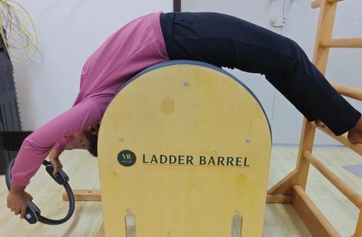 Pilates_Mat_Ladder_Barrel_Reformer_czg7dg